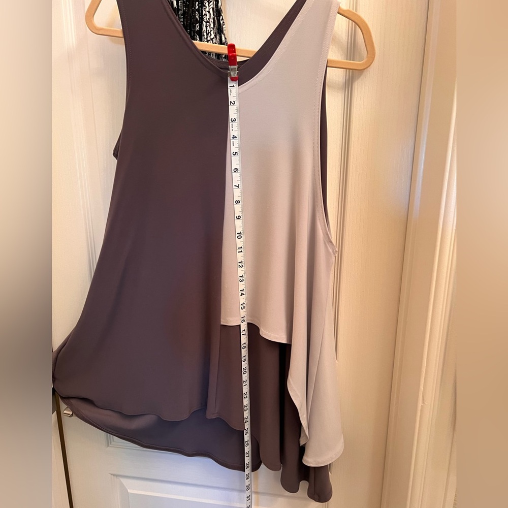 - SYMPLI Double layer tunic tank top in cream and taupe - Picture 8 of 10